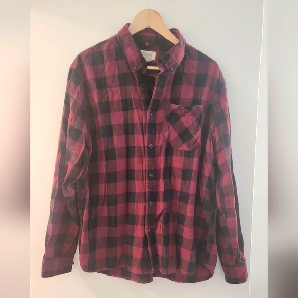 Boston Traders Men's Red Black Flanel Button Down size XL PERFECT CONDITION - Picture 1 of 3